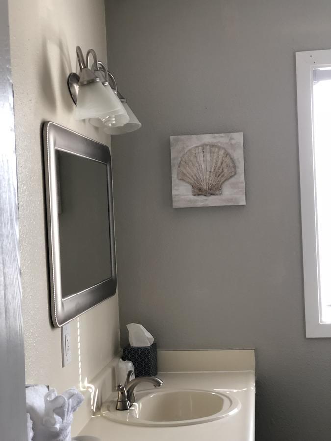 Anchorage Uptown Suites Buitenkant foto