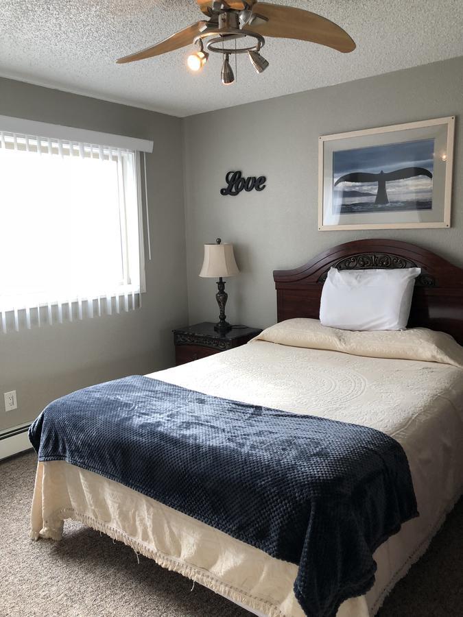 Anchorage Uptown Suites Buitenkant foto