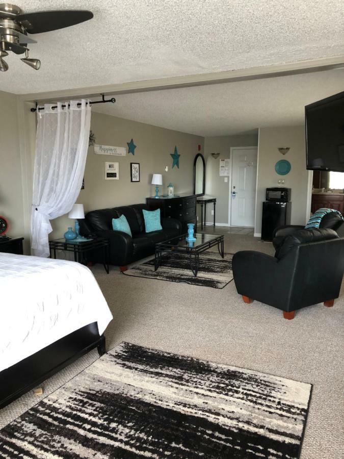 Anchorage Uptown Suites Buitenkant foto